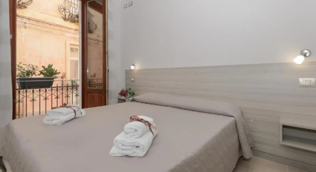 Casa Vico Romano 2, Prenota Hotel Hotel a Sicilia con parcheggio, Parcheggio