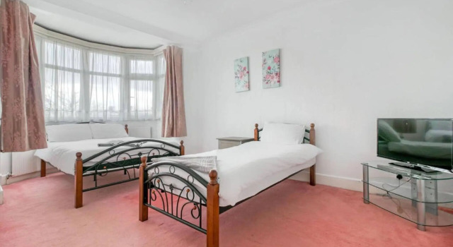 East London House, Забронировать Отель Wanstead Большой Лондон