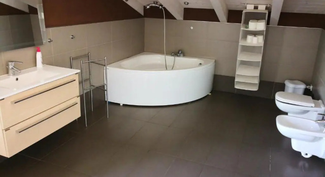 Апартаменты с балконом и с видом на озеро Nuovo Laghetto Del Frassino