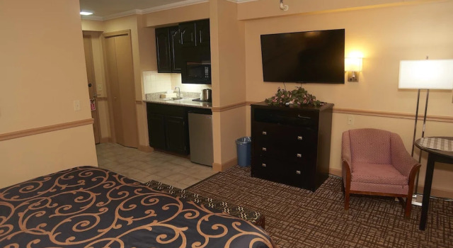 Номер Deluxe New World Inn