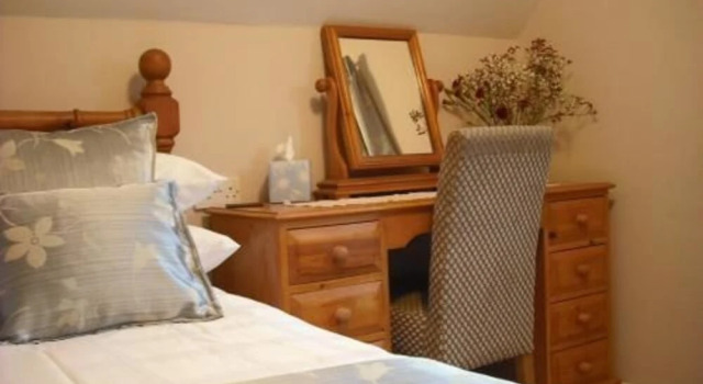 Innisfree Cottage, Reservar Casa de férias Moradias em Merseyside, Vila