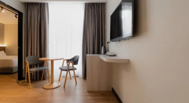 Семейный люкс с 2 комнатами Matata Hotel Kota Kinabalu