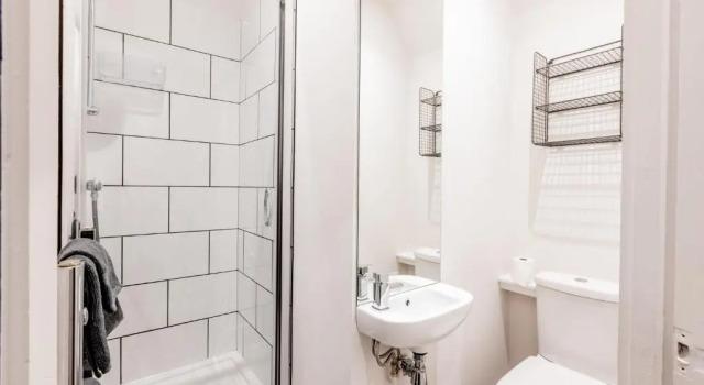 Апартаменты Modern 2 Bedroom Queen Street Apartment