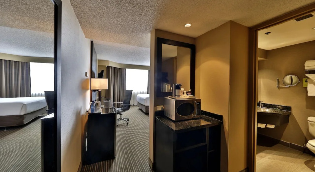 Двухместный номер Standard Edmonton Hotel & Convention Center Edmonton