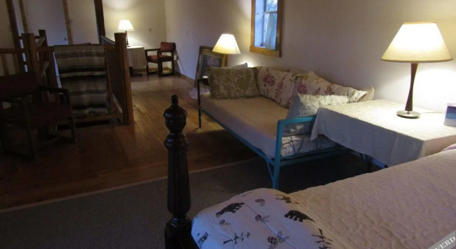 Snowmansion Taos Hostel Ski Lodge Inn & Campground