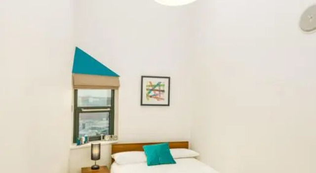 K Suites - Barton Court, Book Hotel Warrington 