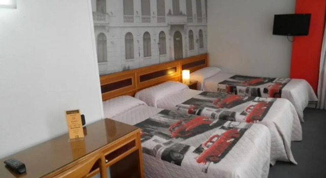 Трёхместный номер Standard Hotel Photo Zabalburu