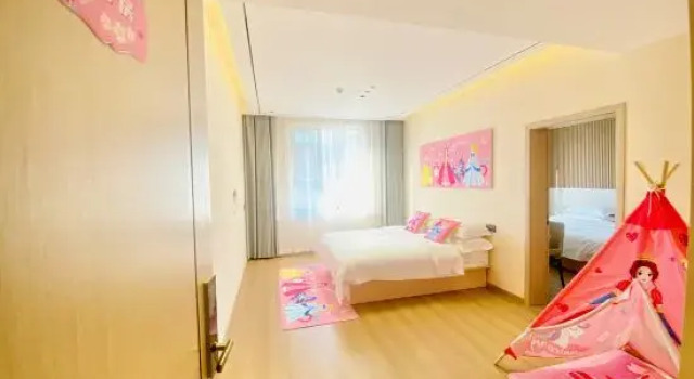 Hanyuan Yameng Shiguangli Hotel, Varaa Hotelli Hotellit Sichuan pysäköinnillä, Pysäköinti