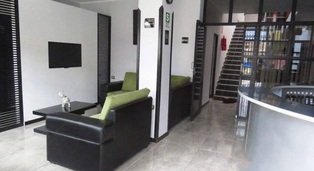 Jer's Hostal, Book Hotel Billige hoteller i Tumbes