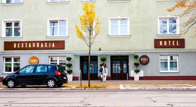 Hotel Korel, Забронировать Отель Отели Вилда с парковкой, Парковка