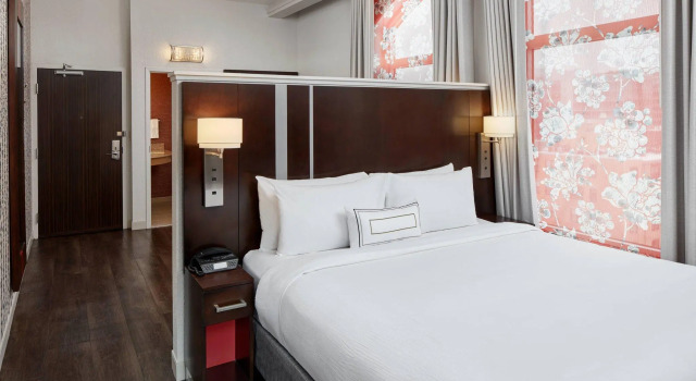 Двухместный люкс Fairfield Inn & Suites by Marriott Washington Downtown