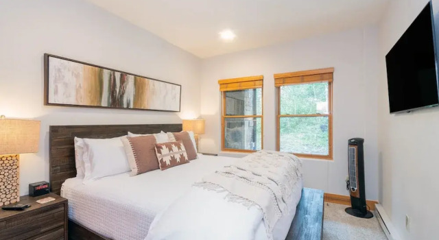 Bear Creek Lodge 210 1 Bedroom Condo