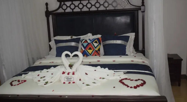 Camera Deluxe Louize Simba Hotel Embu