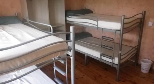 Albergue El Alfar/Pilgrim Hostel, Забронировать Хостел Орнильос-дель-Камино 