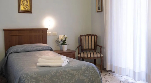 Villa Fatima, Casa per Ferie, Book Villa Villas in Rome, Villa