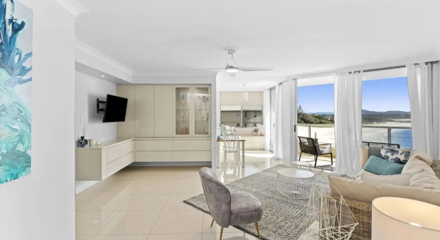 Апартаменты Beachpoint Unit 503