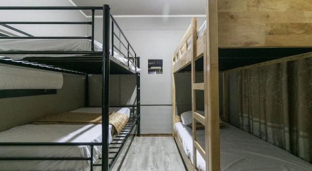 The Healing Guesthouse - Hostel, Забронировать Хостел Чеджу Остров Чеджудо, рядом с Храм Самсонхёль