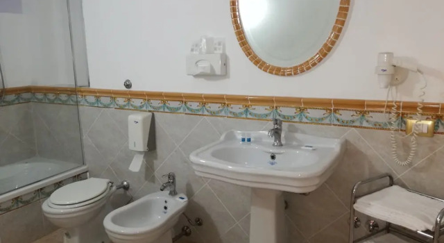 Четырёхместный номер Standard Hotel Centrale Bagheria