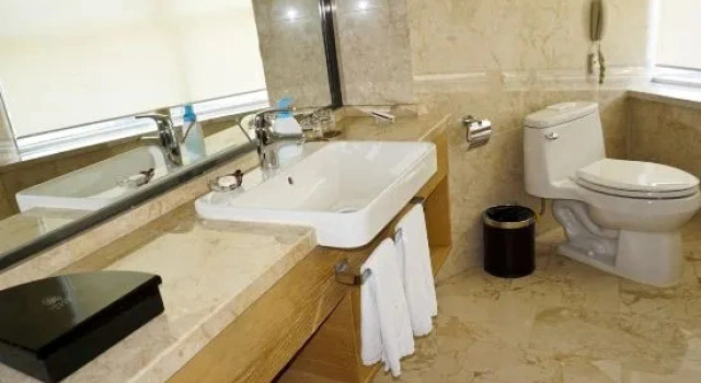 Четырёхместный люкс Standard Qingdao Sophia International Hotel