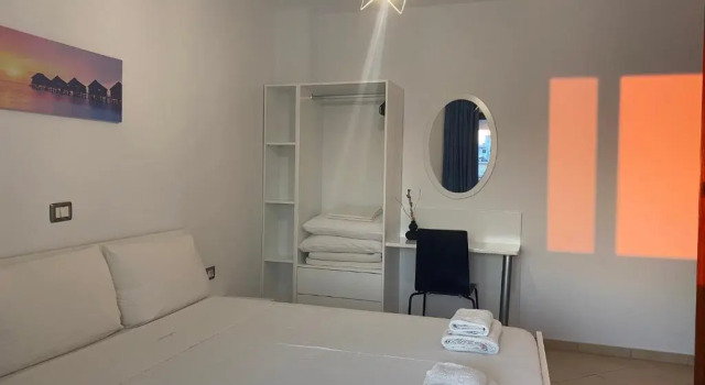 Apartament 1 sypialnia i balkonem i z widokiem na morze Villa White