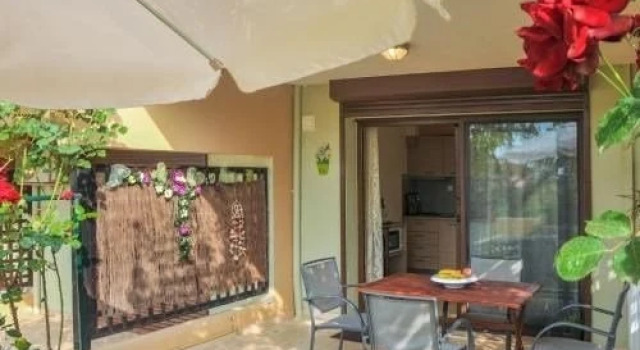 Milonas Villas