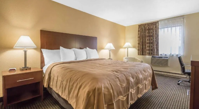 Standard Zimmer Quality Inn Janesville North