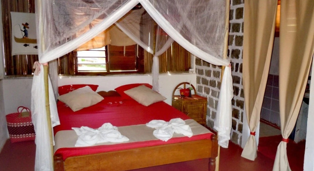 Ilo Village, Rezervovat Hotel Hotely v Nosy Komba s parkováním, Parkování