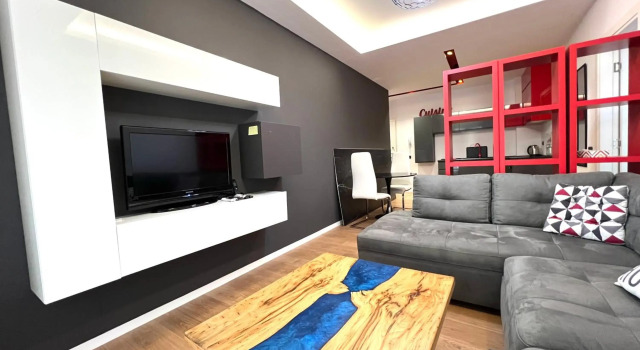 Lovely 1 Bedroom & 1 living room in Tirana Center.