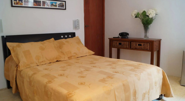 Hostal Casa Lara, Забронировать Отель Отели Картахены 3 звезды, рядом с Custom's Square, 3*