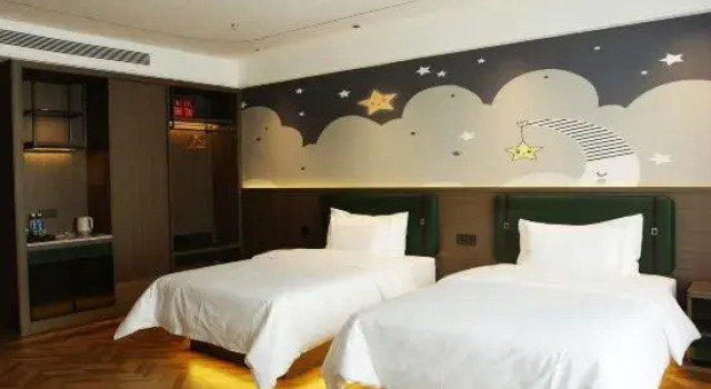 Семейный люкс Deluxe Four Seasons Nabo Hotel