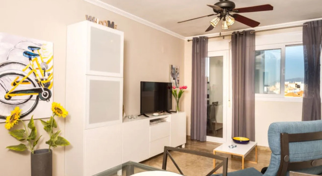 Apartment Reina Sofia II, Забронировать Апартаменты/квартира Отели Эстепона с парковкой, рядом с Палеонтологический музей, Парковка