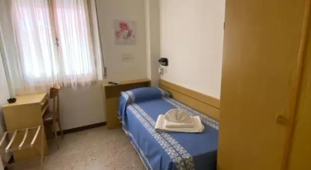 Номер Economy Hotel Granada