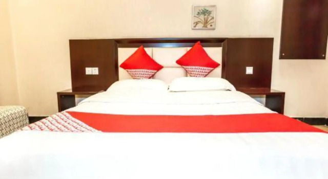 Aiweike Hotel(Kunming Mingquan Branch), Rezerwuj Hotel Hotele w Kunming z parkingiem, Parking