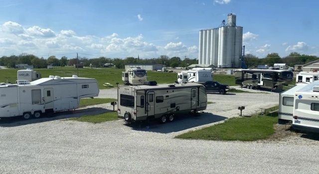 Номер Comfort Garnett Hotel & RV Park