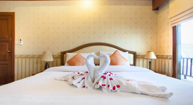 Baan Yin Dee Villa Patong