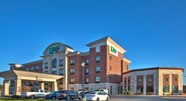 Holiday Inn Express Hotel and Suites Duncan, an IHG Hotel, Buchen Sie Hotel Duncan Oklahoma