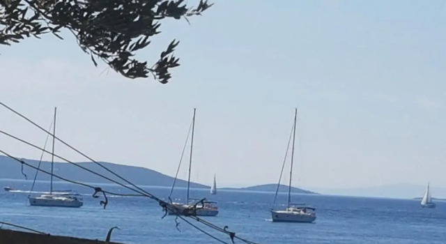 Апартаменты Apartments Lovrić - 30 meters to the beach