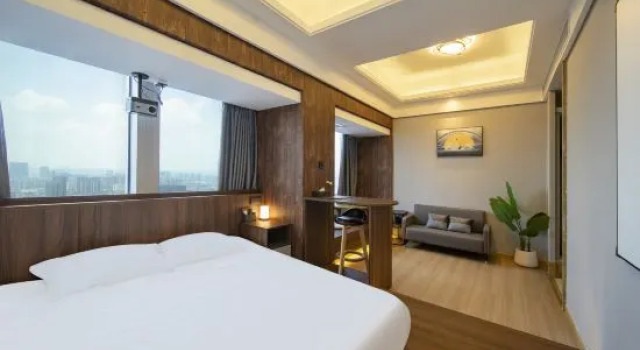 Люкс Xingyinyunduan Hotel (Guangzhou Changgang Subway Station)