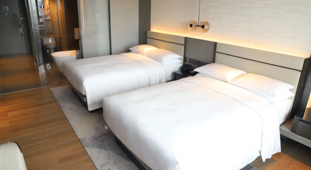 Wuhan Marriott Hotel Optics Valley