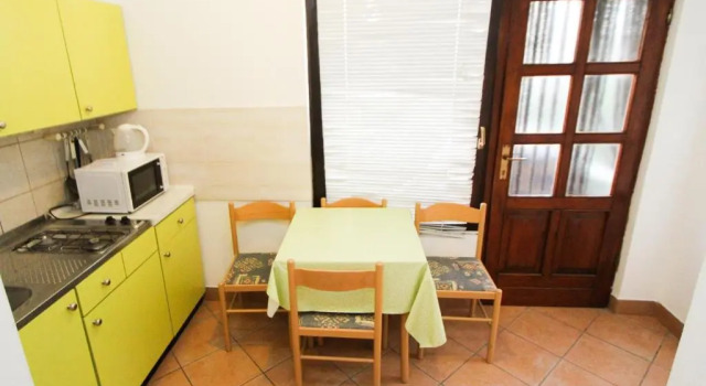 Апартаменты c 1 комнатой Apartments Petrina