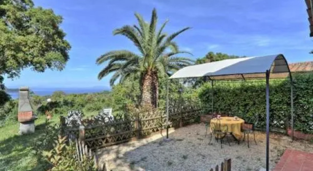 Appartamenti Le Querce App. Uva, Rezervovat Apartmán Hotely v Elba s parkováním, Parkování