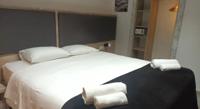 The Mike Hotel, Book Hotel Bormla Malta