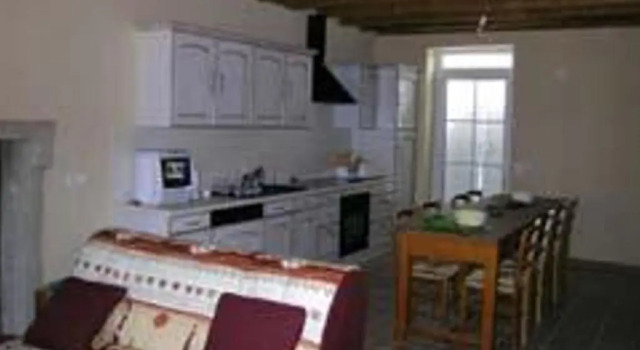 Gîte Bransat, 5 pièces, 8 personnes - FR-1-489-295, Book Hotel Hoteller i Bransat med pool, Swimmingpool
