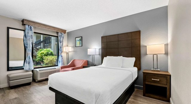 Двухместный номер Standard SureStay Plus Hotel by Best Western Southern Pines Pinehurst