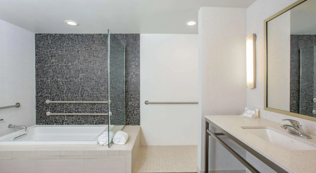 Двухместный люкс c 1 комнатой Hilton Garden Inn Olympia, WA