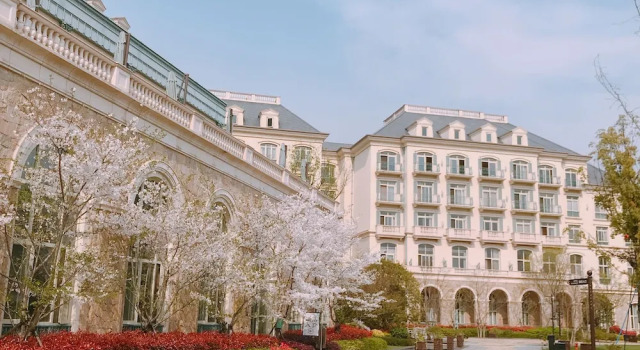 Люкс Deluxe c 1 комнатой Hilton Garden Inn Hangzhou Luniao Xinhu