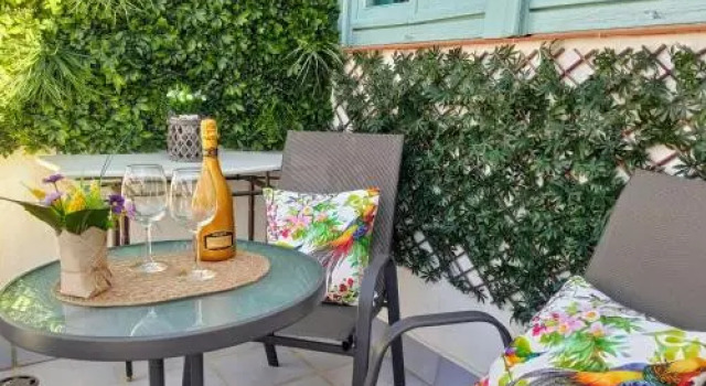 LOFT CALIFATO I, II y III EN CASCO HISTÓRICO, Забронировать Отель Кордова Cordoba Province, рядом с Музей боя быков