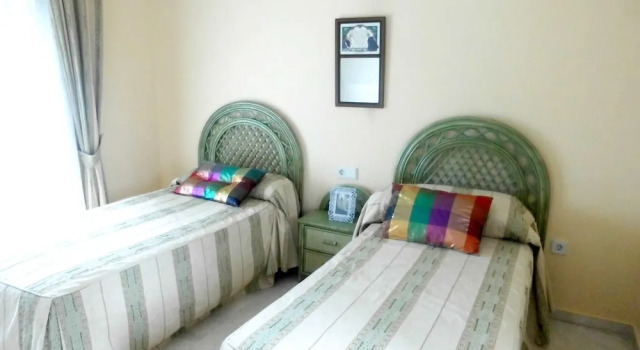 Apartment with 2 Bedrooms in Marbella, with Shared Pool, Furnished Balcony And Wifi - 500 M From the Beach, Забронировать Апартаменты/квартира Отели Марбелья с парковкой, рядом с Casino Marbella, Парковка