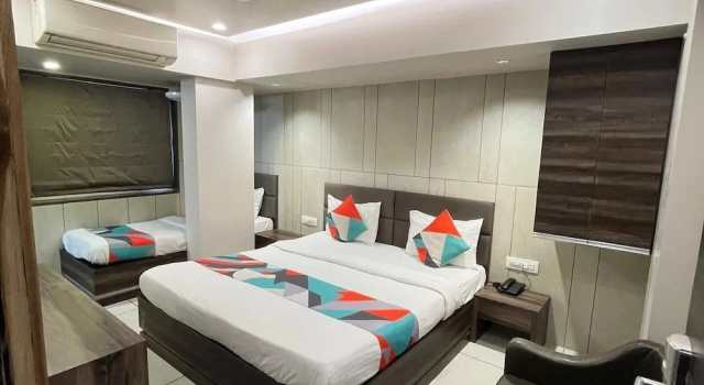 Трёхместный номер Standard Hotel Palliate