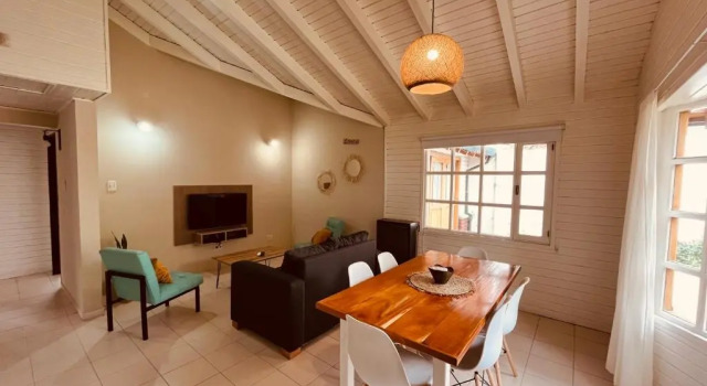 Коттедж с 2 комнатами Iki House